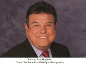 明明客戶嘴裡說著「不」，為什麼最後卻默默掏出錢包？世界級銷售大師：銷售裡絕對NG的2行為